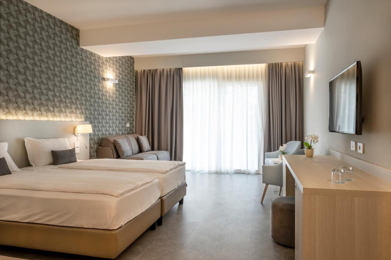 ホテル Aldiana Club Calabria ヴィッラピアーナ エクステリア 写真